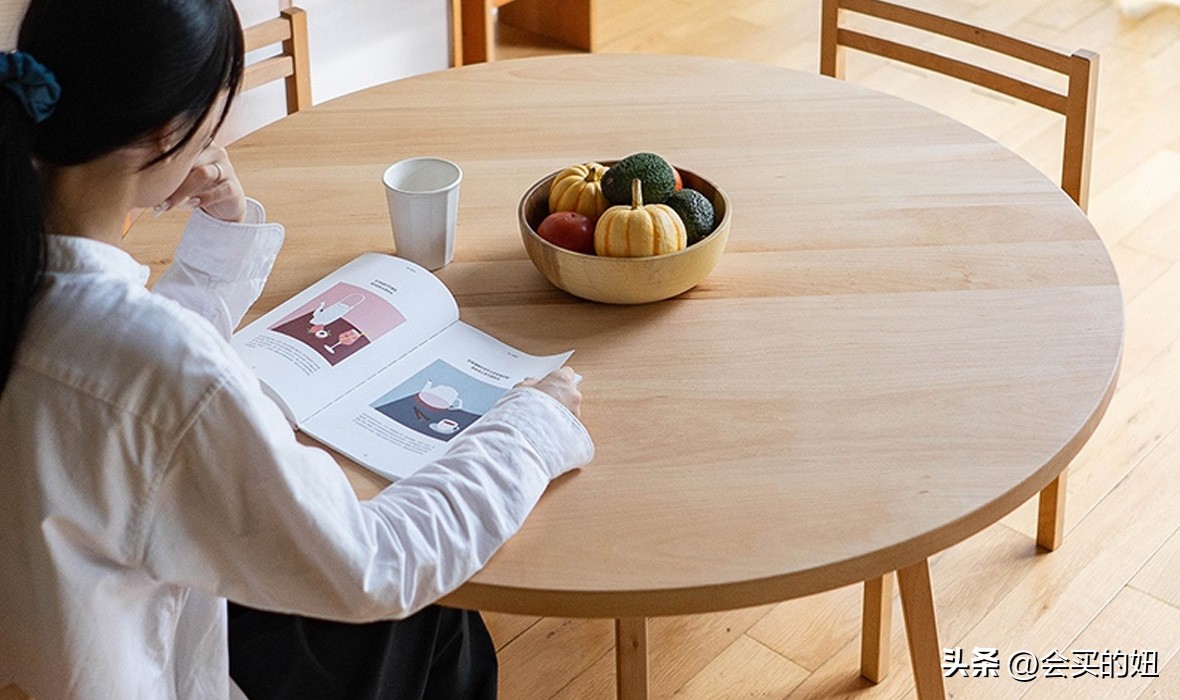 餐厅加厚实木餐桌纯实木,值得推荐的实木餐桌