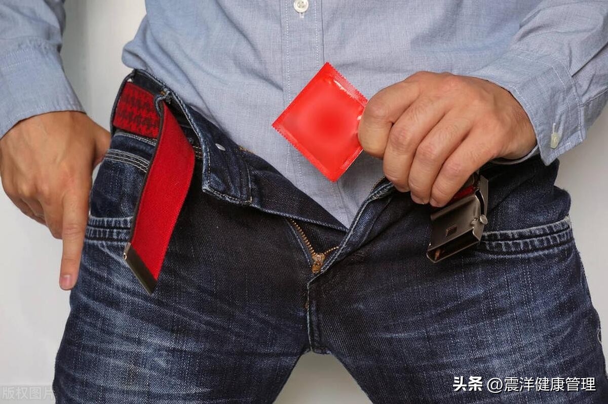 避孕套前面的尖尖有啥用？关于避孕套的知识，男女都需要了解下