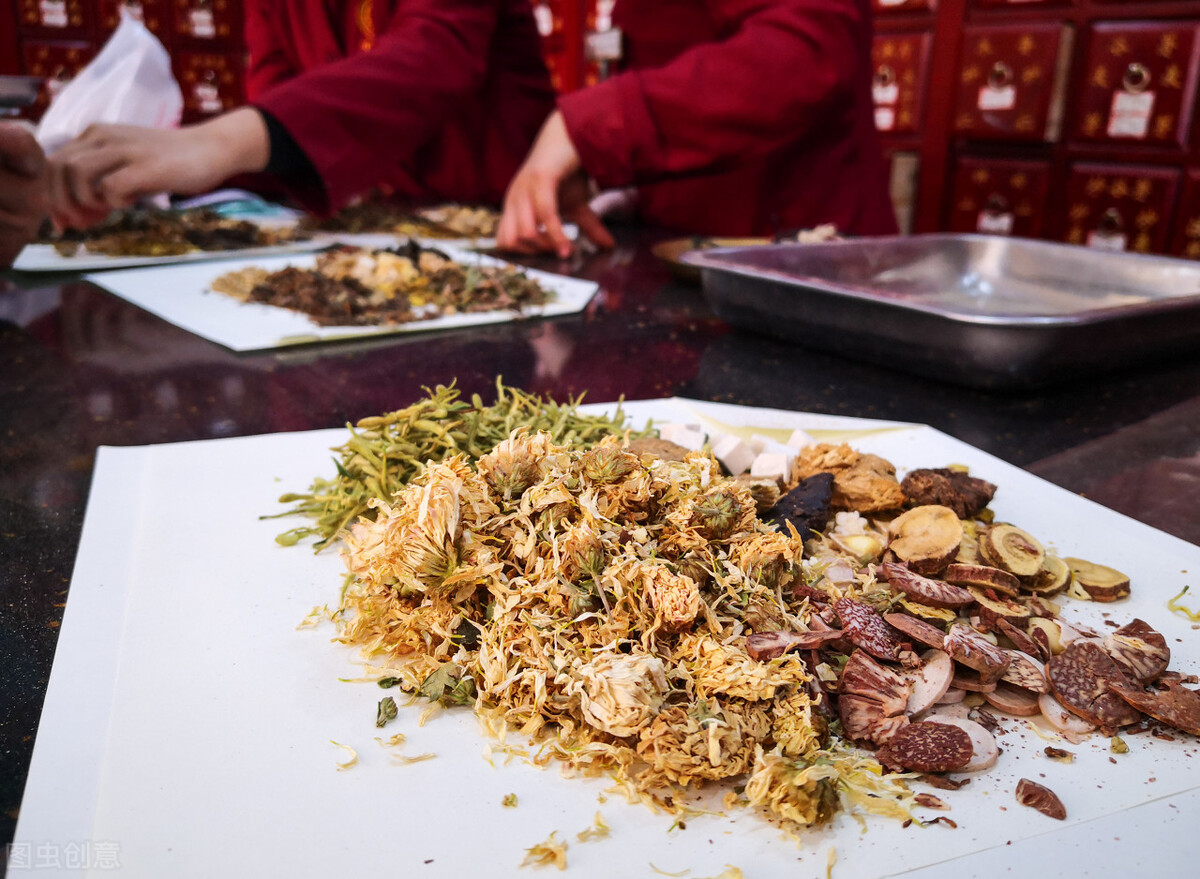 胃反酸烧心是食管炎吗,反酸烧心是胃食管炎吗