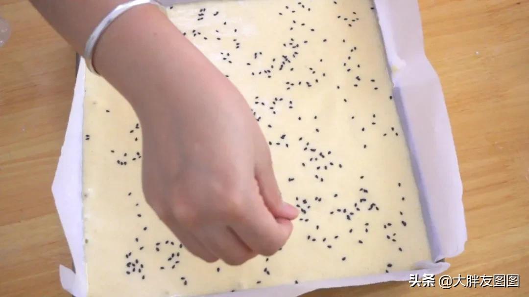 最简单的老式蛋糕的做法,松软细腻好吃的无水蛋糕的做法