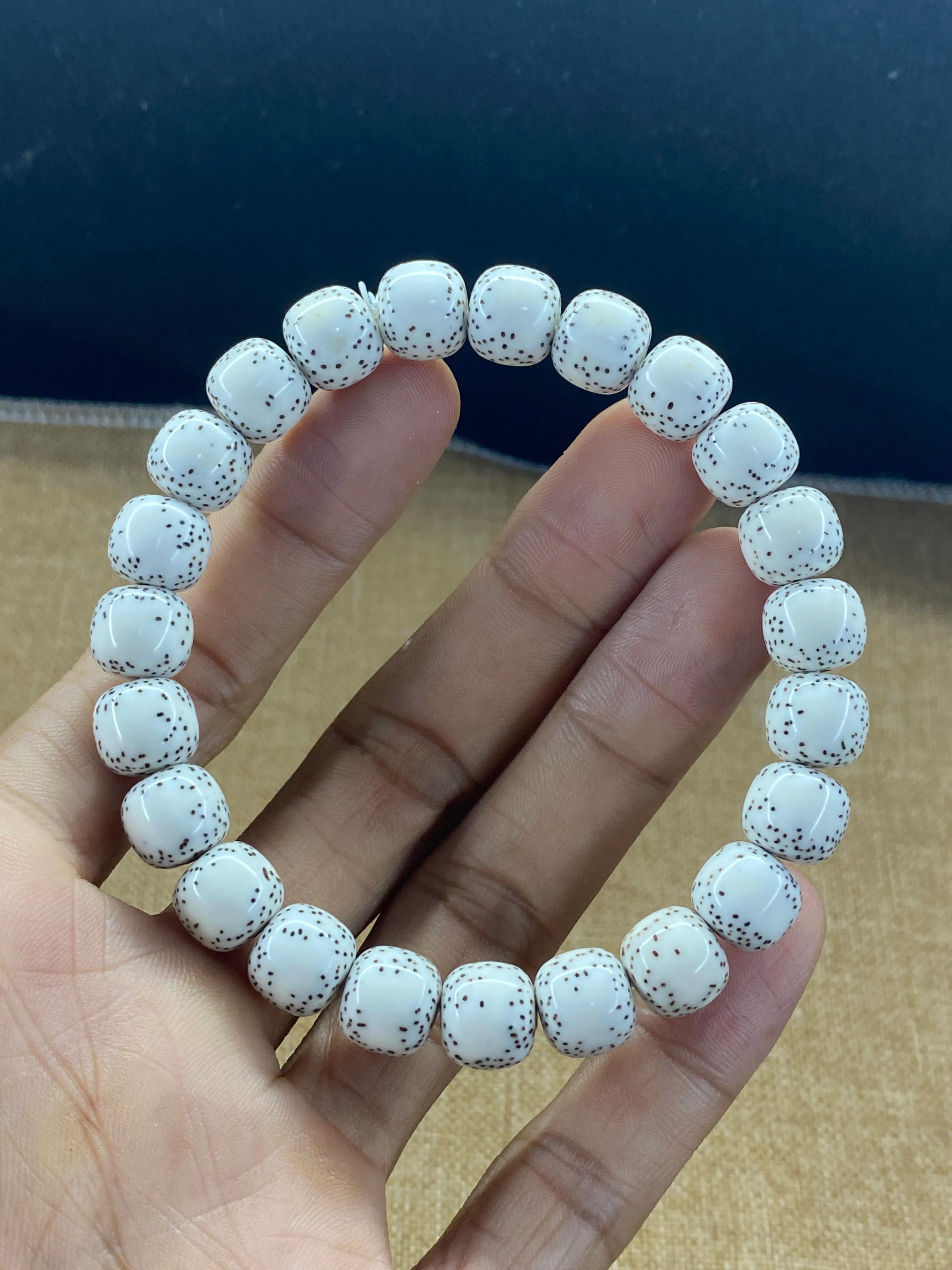 刚入手的星月可以上油吗,刚入手的星月手串怎么盘