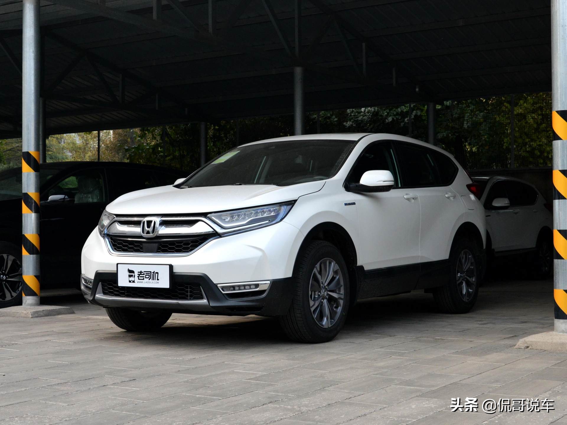 和本田cr-v同级合资车有几种,精致运动的设计本田cr-v海外实车