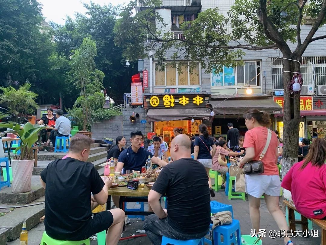重庆有哪些值得推荐的美食店,那些不需要营销的地道重庆美食
