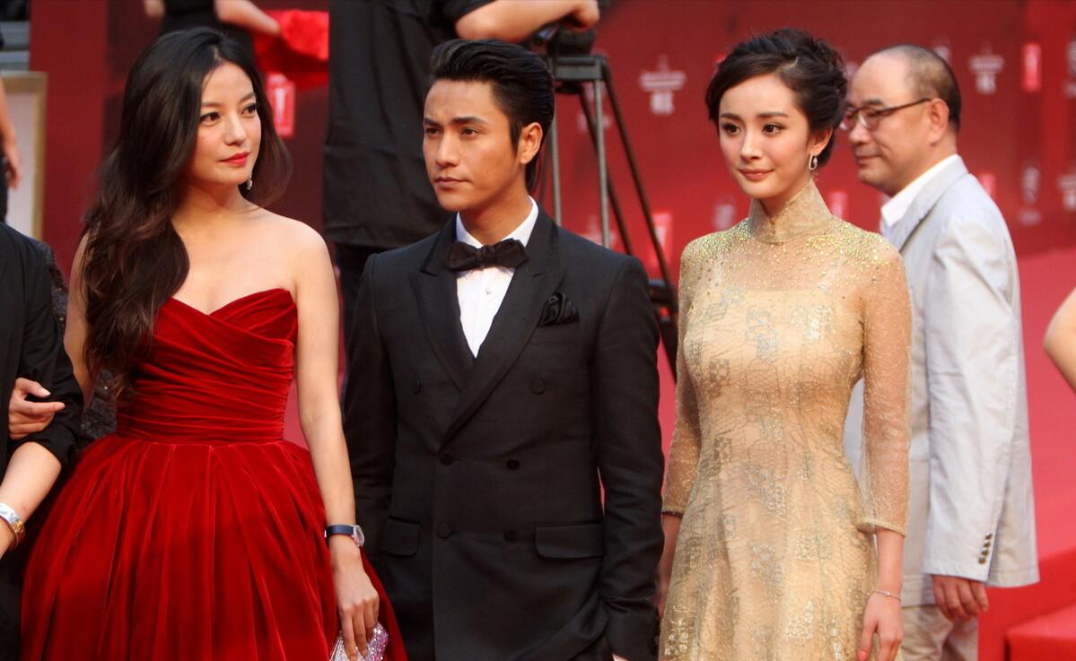 赵薇:顶风作案野心炸裂,罪行不仅仅亲日辱华,如今下场大快人心