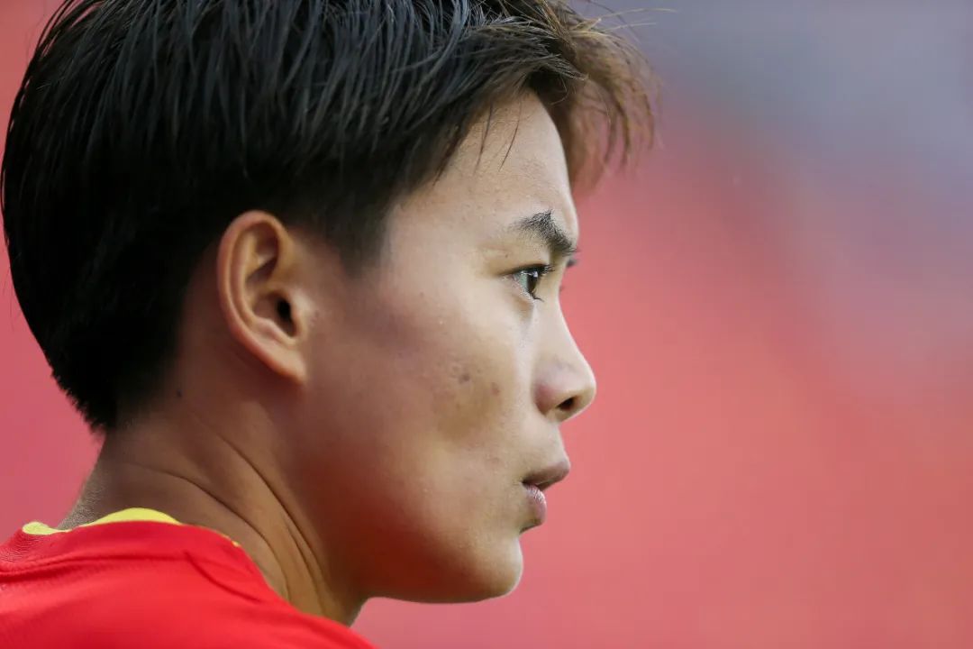 王霜人大代表,王霜当选党代表