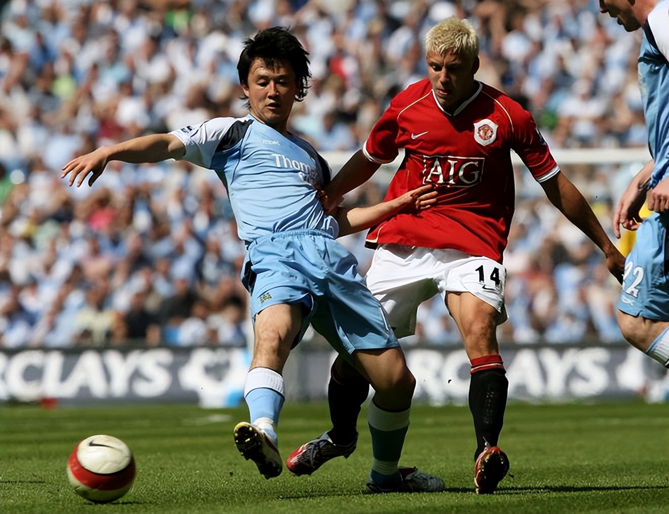 曼城名宿孙继海,孙继海曼城高光时刻单防鲁尼