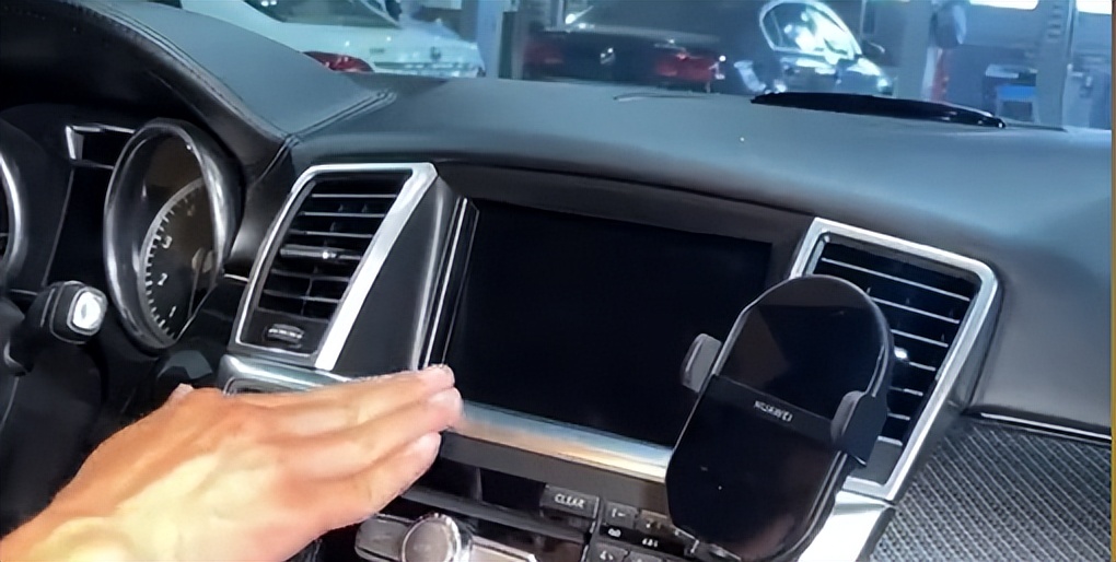 奔驰ml二手价格多少钱,20款奔驰ml350二手价格