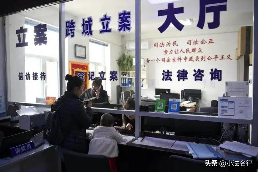 朋友欠我1万块怎么起诉,朋友欠我一万贷款怎么起诉