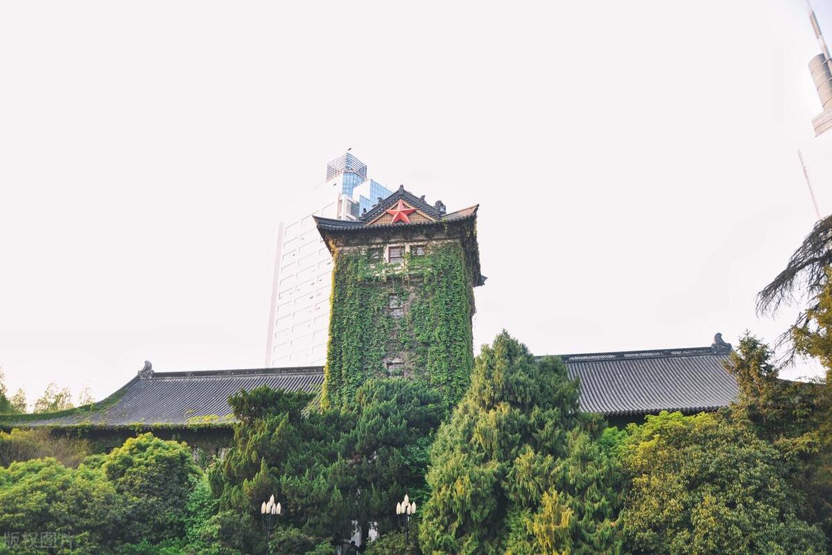 南昌大学别名是什么技术学院,南昌大学vs南大