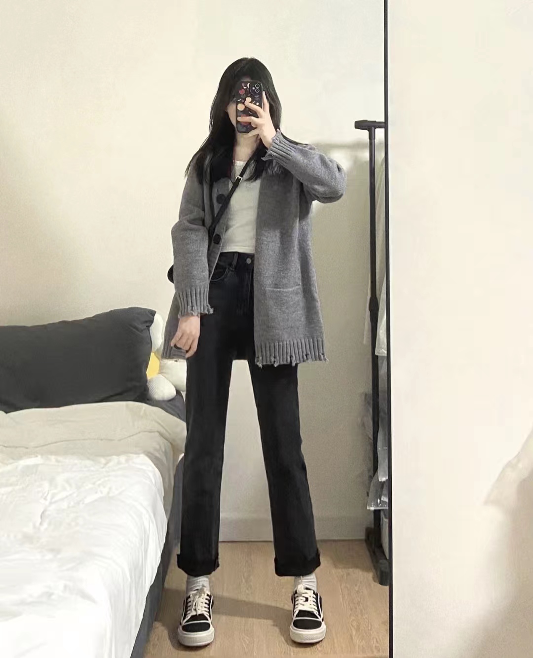 直筒牛仔裤搭配衣服视频大全,2021年直筒牛仔裤衣服搭配