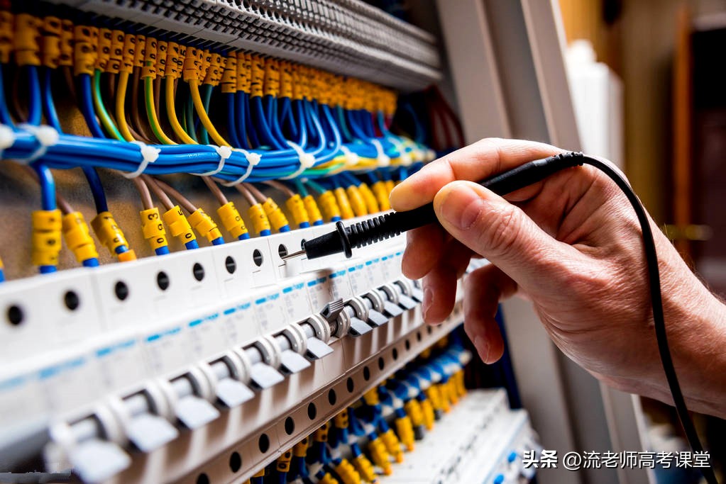 高考最适合女生报考的10大专业,高考报哪些大专好就业