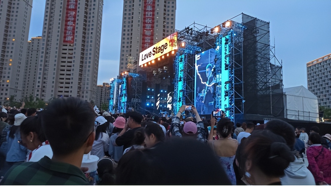 草莓音乐节嗨爆现场,草莓音乐节再度降临上海