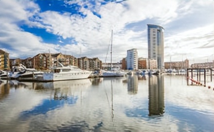 斯旺西大学有几所,斯旺西大学相当于国内的哪些学校