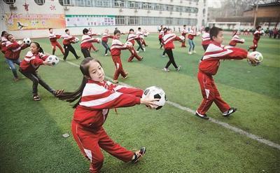 谈谈中国足球教育的现状,学校看中国国足