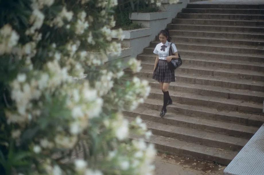 校园女同学校服写真,校服清纯照片