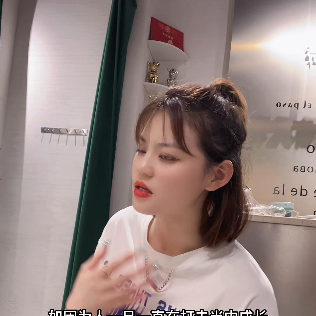 如果有一天，你的努力配得上你的梦想，那你的梦想一定不会...