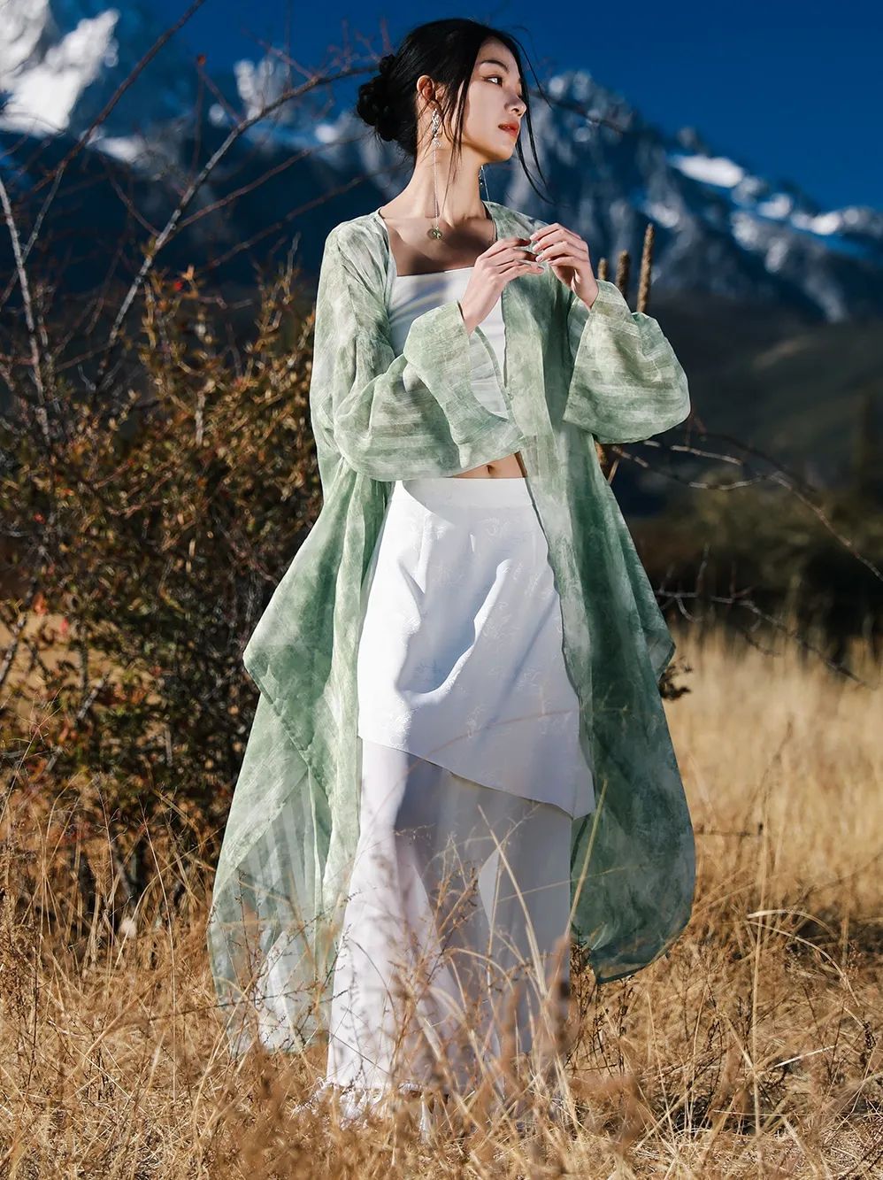 新中式店铺极简轻奢风格,高级感气质风店铺推荐