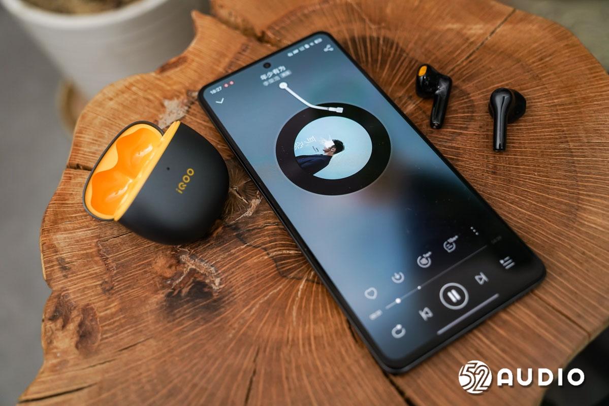 iqootwsair真无线耳机音质测评,iqoo蓝牙耳机tws1和2测试看电影