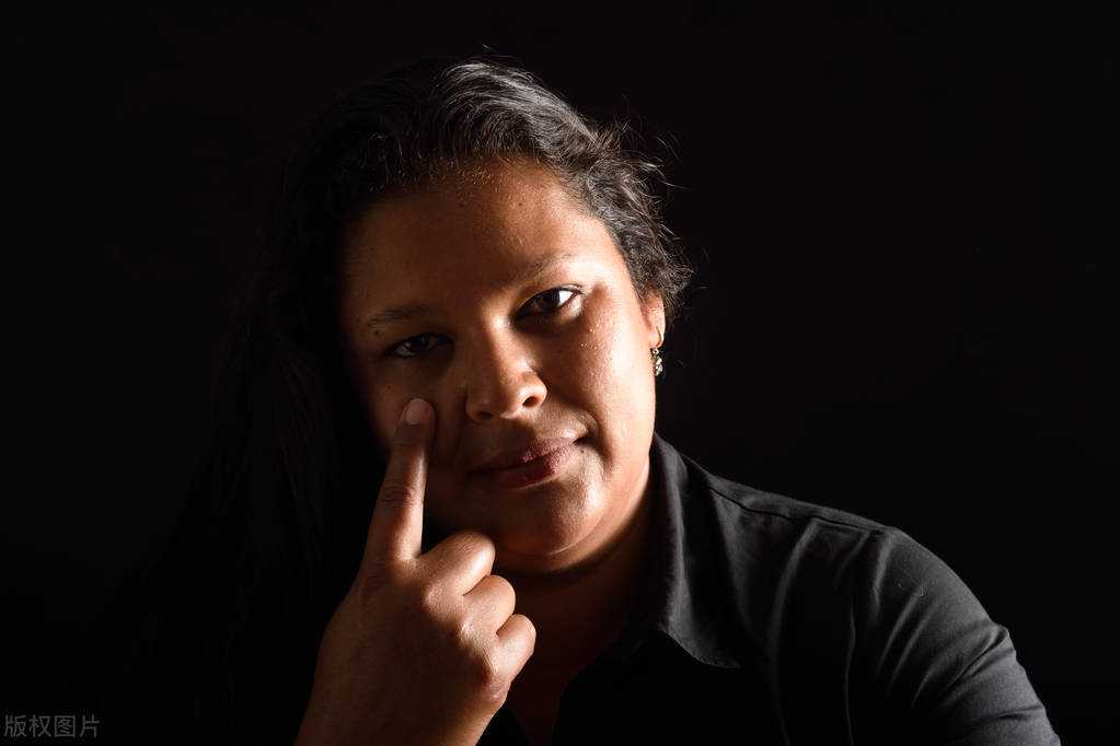 船到洪都拉斯，当地物价高，女人随意买卖，船员体验和网上不一样