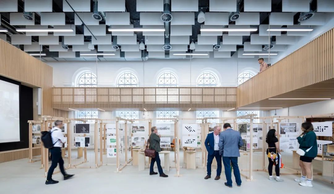 历史遗产的天然教科书｜建在百年历史保护区的学校合集