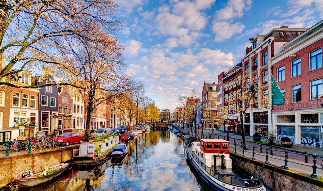 “性都”荷兰：*交性**易合法，政府还给津贴，从业者执证上岗