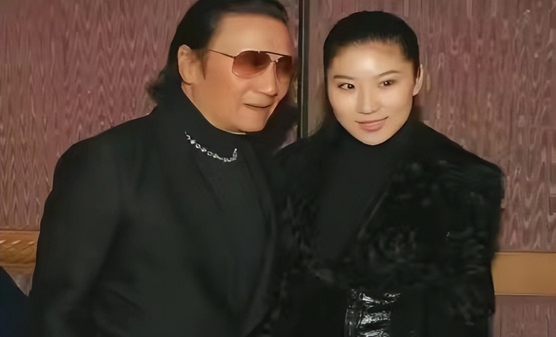 谢贤哪年离婚的,谢贤离婚过几次