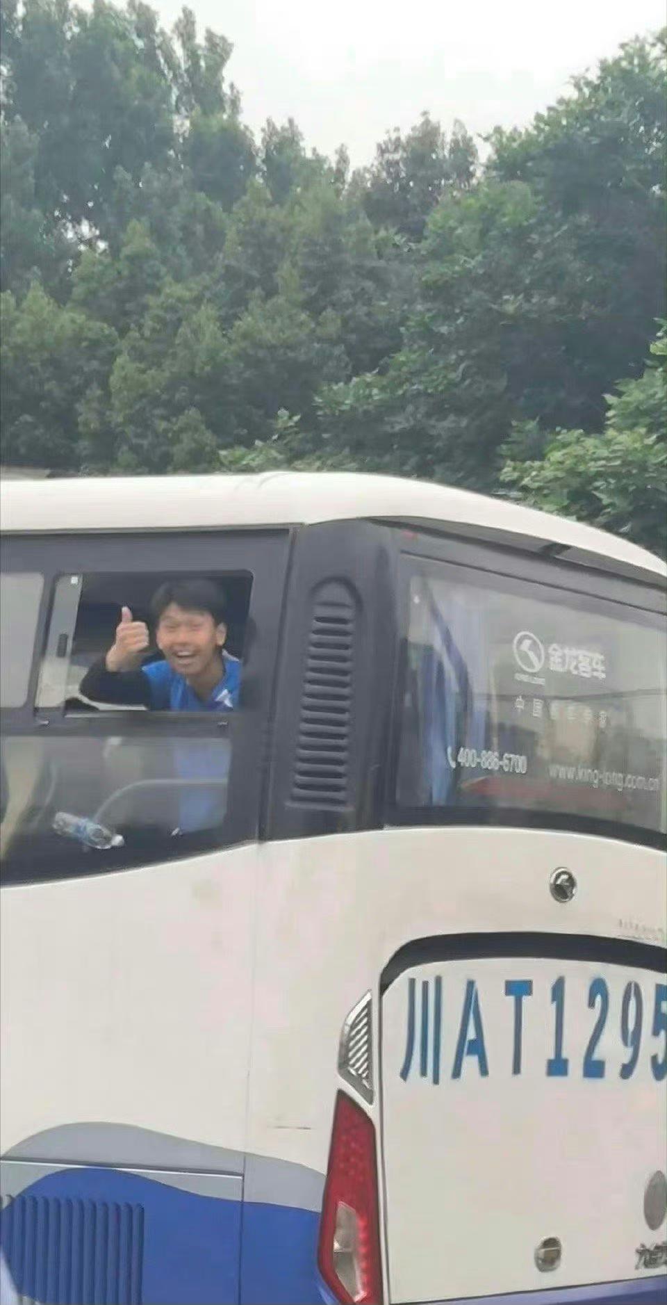 四川川大足球队,成都体育学院打川大足球