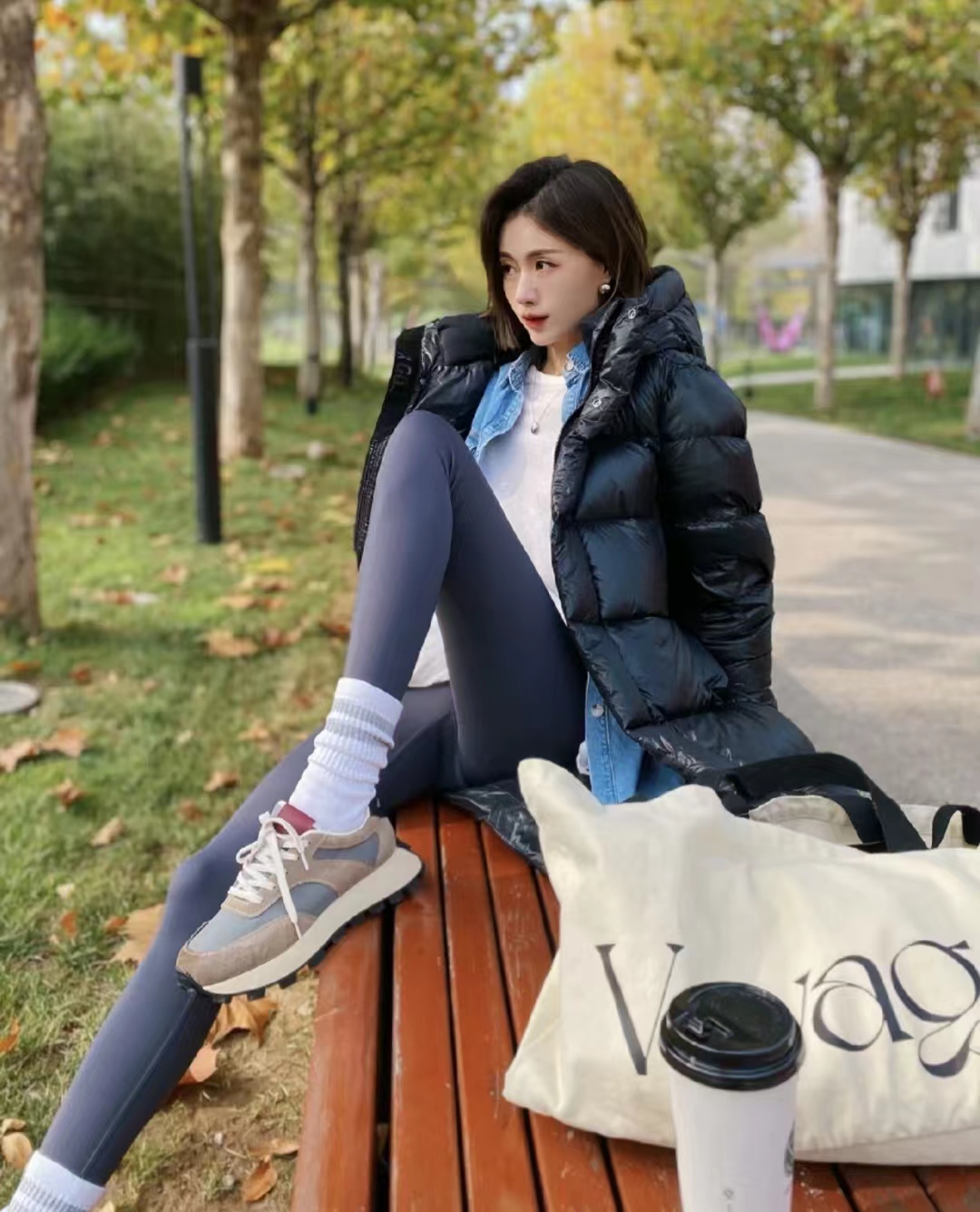 羽绒服搭配什么衣服保暖又好看,羽绒服的穿搭秘籍有哪些