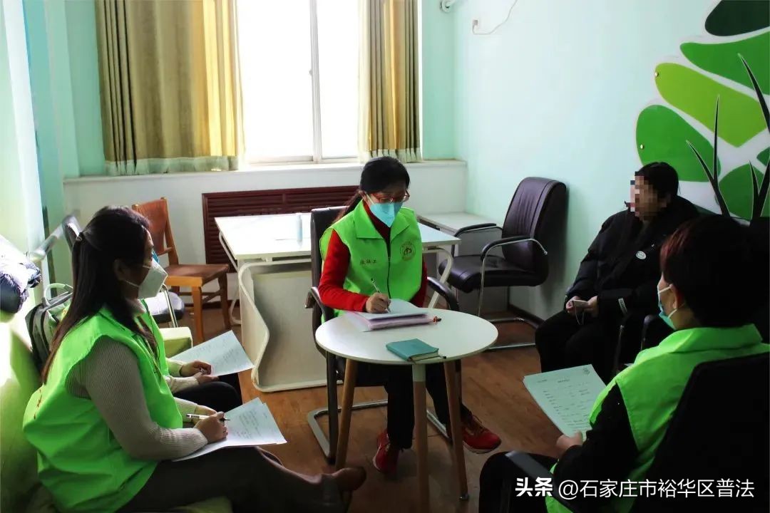 【法治热点榜】民政部提醒：仿冒官网进行诈骗的虚假网站出现