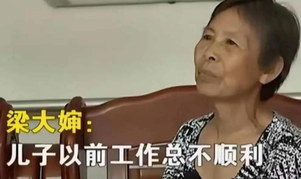 28岁不上班在家啃老是不是废了,中国多少年轻人不上班在家啃老