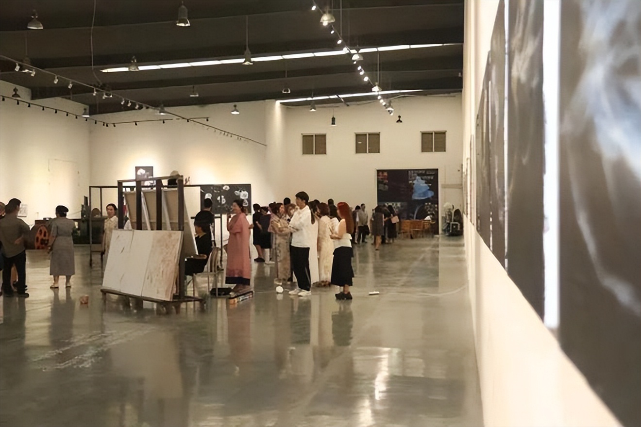 六展齐发《光锥》系列展绽放京南艺术馆