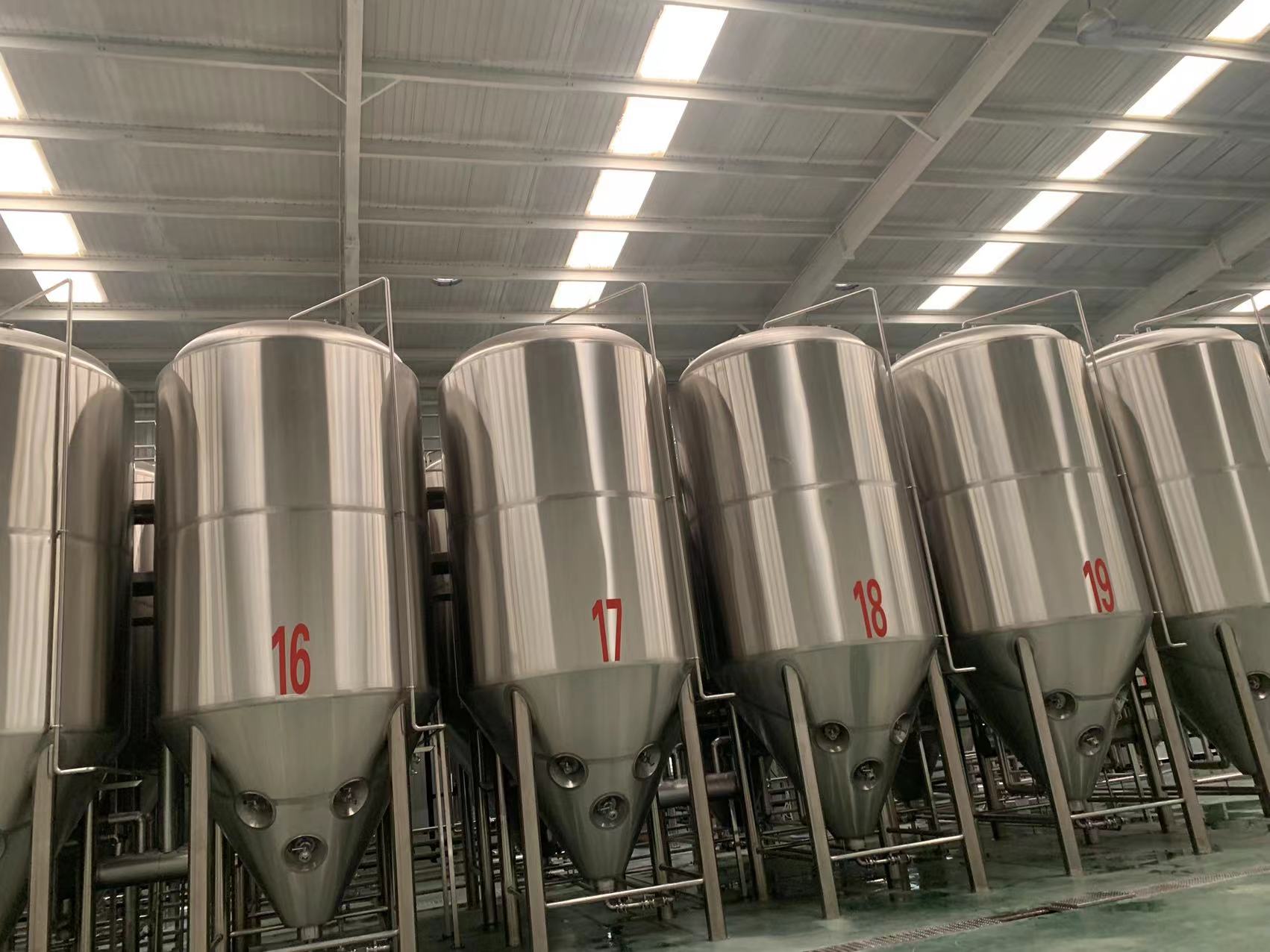 精酿啤酒生产线设备多少钱一套,江苏中小型精酿啤酒设备代加工