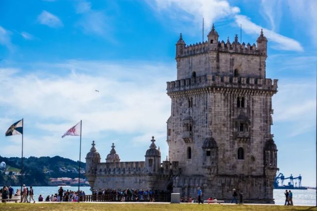 葡萄牙黄金签证年龄,葡萄牙黄金签证2023年8月数据