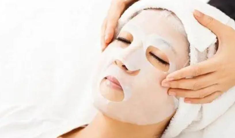 换季皮肤干燥用什么护肤品,换季皮肤保湿怎么办