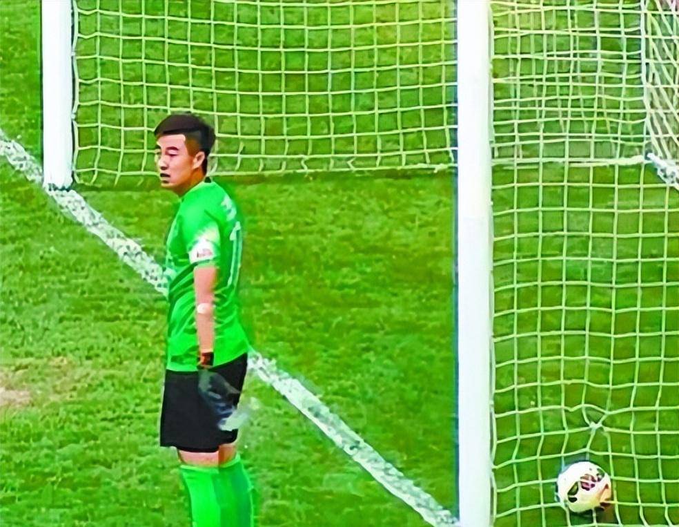 中国男足什么时候能拿到大力神杯,国足什么时候能捧起大力神杯