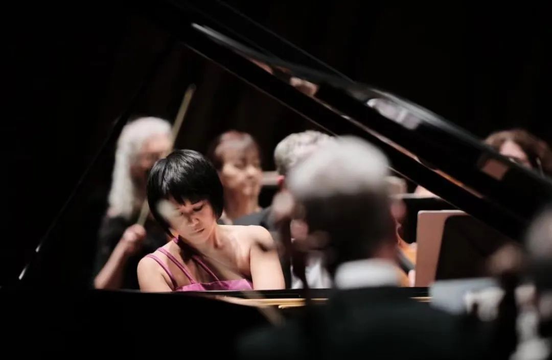 王羽佳弹钢琴,钢琴魔女王羽佳