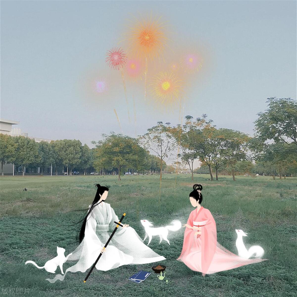 母后生的很美死的也很早,母后难产被父皇冷落