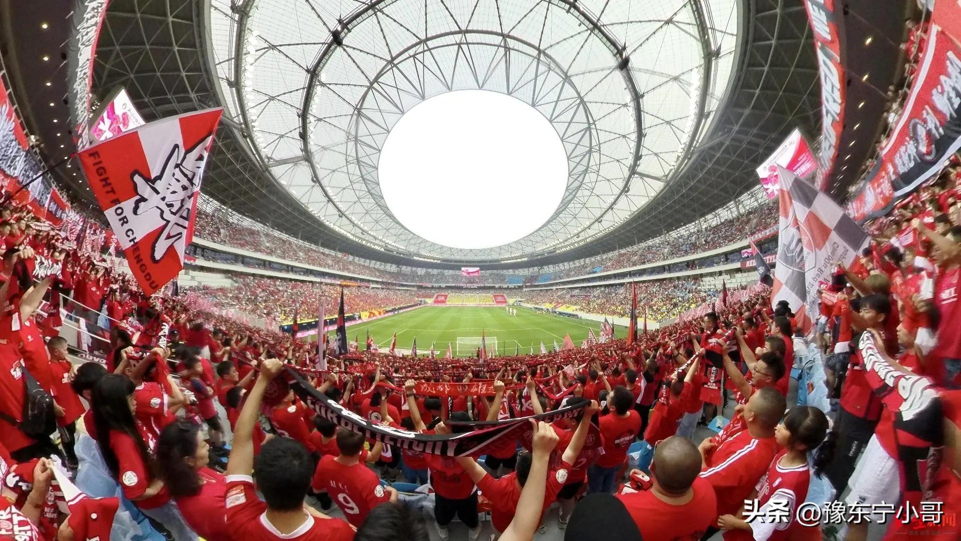 上海申花主裁艾堃,裁判马宁首场中超执法视频