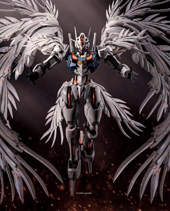 风灵高达模型改造,风灵高达修改型对比原机体