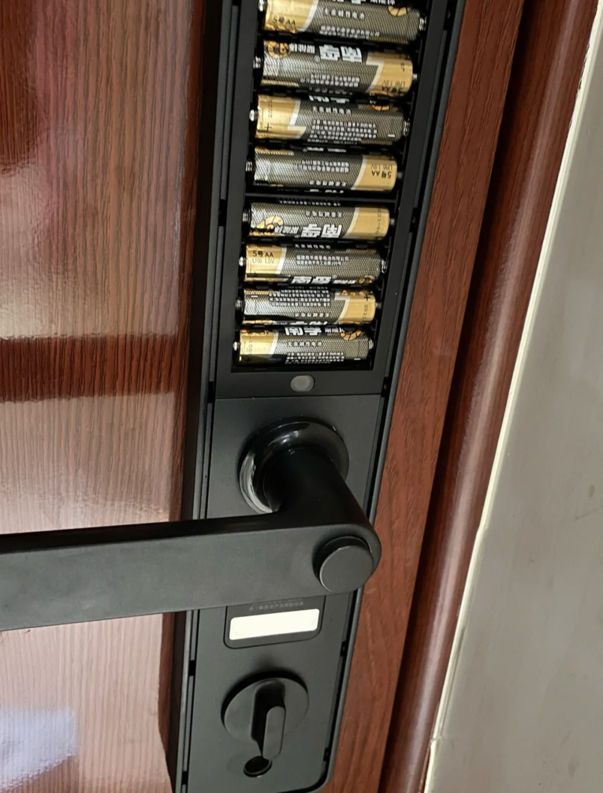 智能门锁开门程序和关门程序反了,智能门锁开门就关门