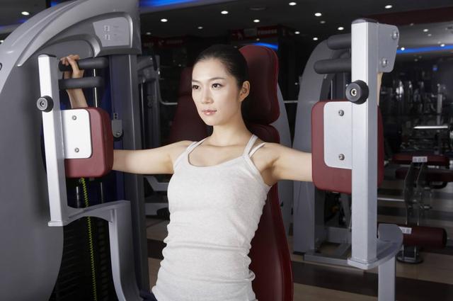 月经有这几个表现说明你快绝经了,什么样的月经来了算正常