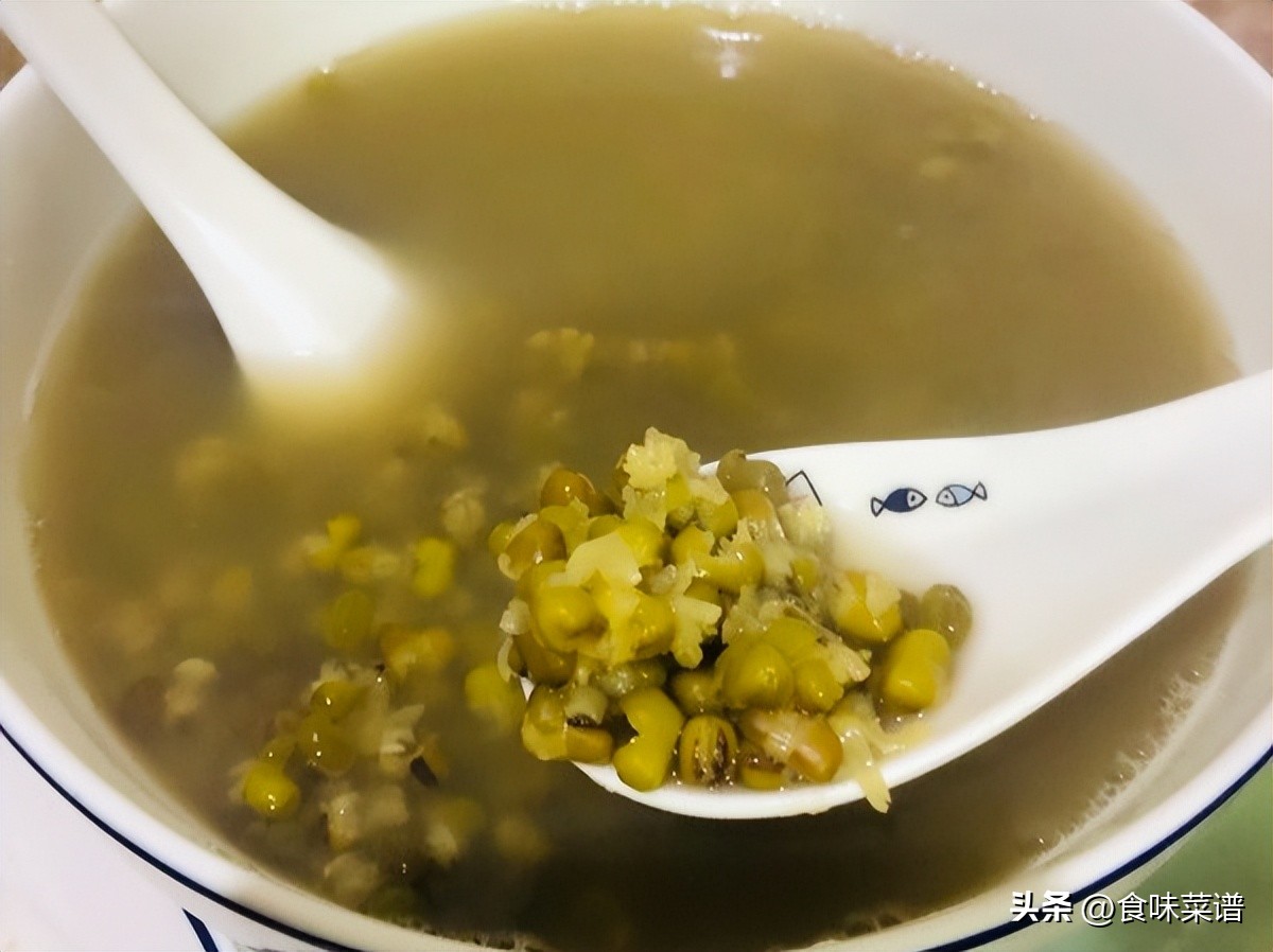 炎热的夏天为了解暑喝什么能解暑,天气超热喝什么汤解暑降温