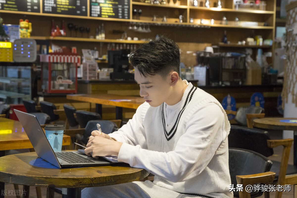 大学最累五大专业,就业率最不好的十大专业