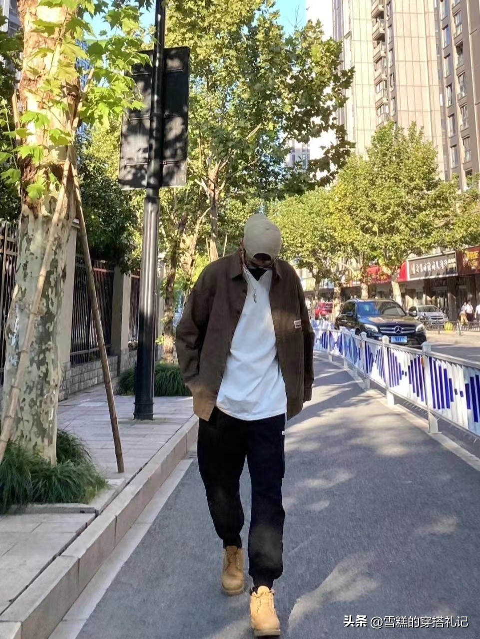 40岁的男人穿什么搭配好看,40多岁的男人怎么穿搭才有气质