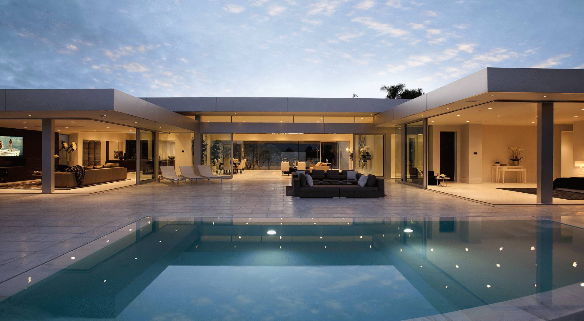 地下室潮湿又发霉怎么解决,地下室潮湿发霉装排气扇