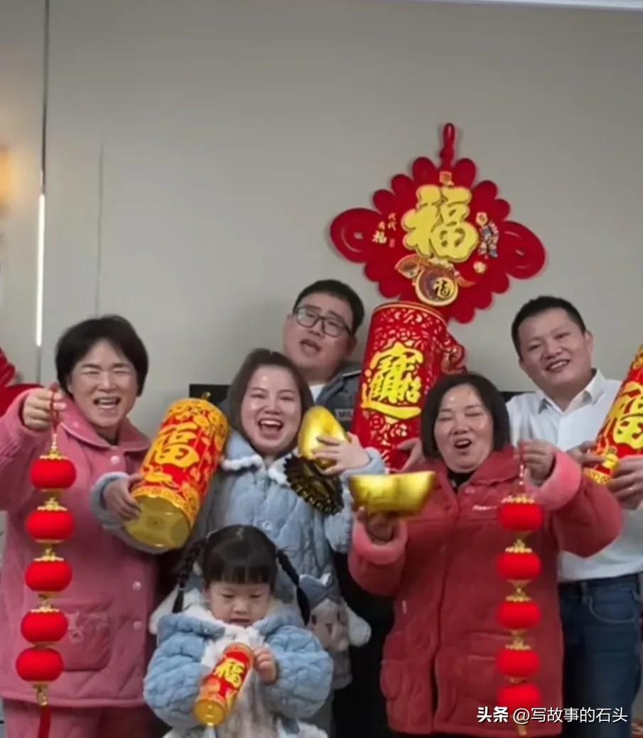 90后湖南姑娘远嫁韩国，婆婆待她如亲闺女，还跟她一起回中国过年