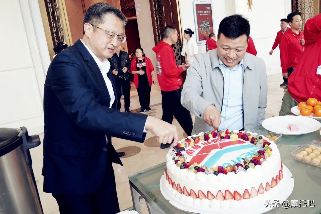 雪佛龙摩托车润滑油登陆中国，郑州摩道获独家经销权