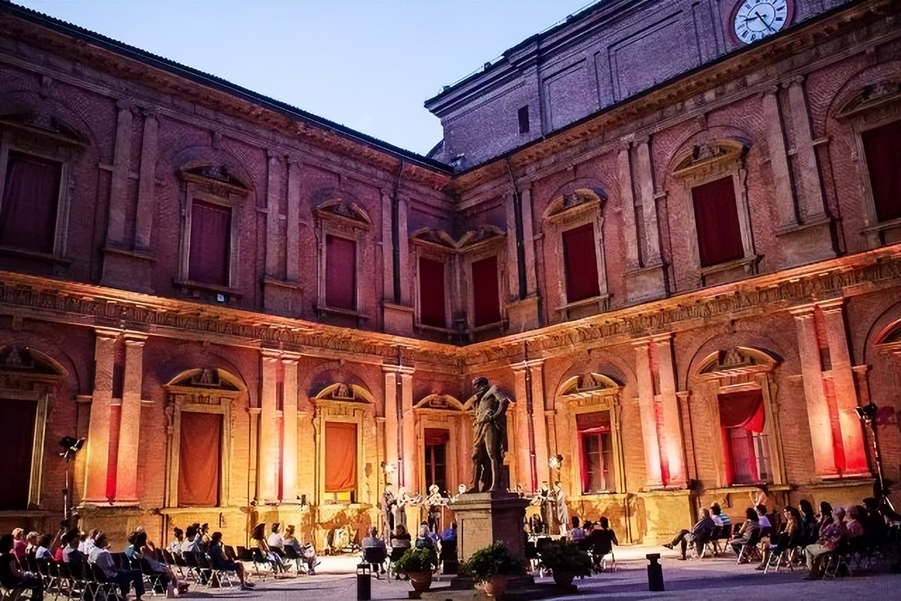 看世界最美大学的样子,全球最美大学