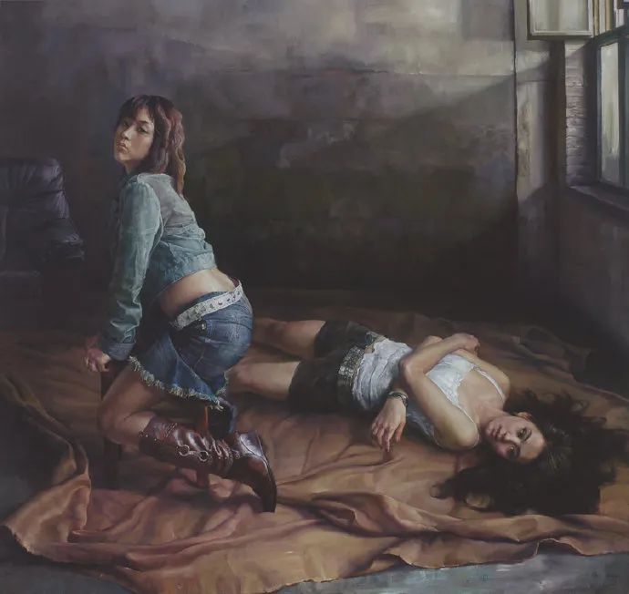 年轻漂亮女老师简笔画逼真,女教授工笔画欣赏