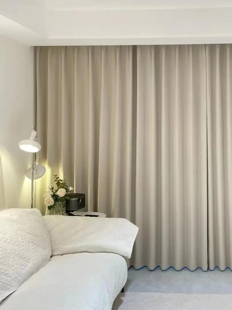 2米单片窗帘挂出来效果,怎么把窗帘挂在2个轨道上